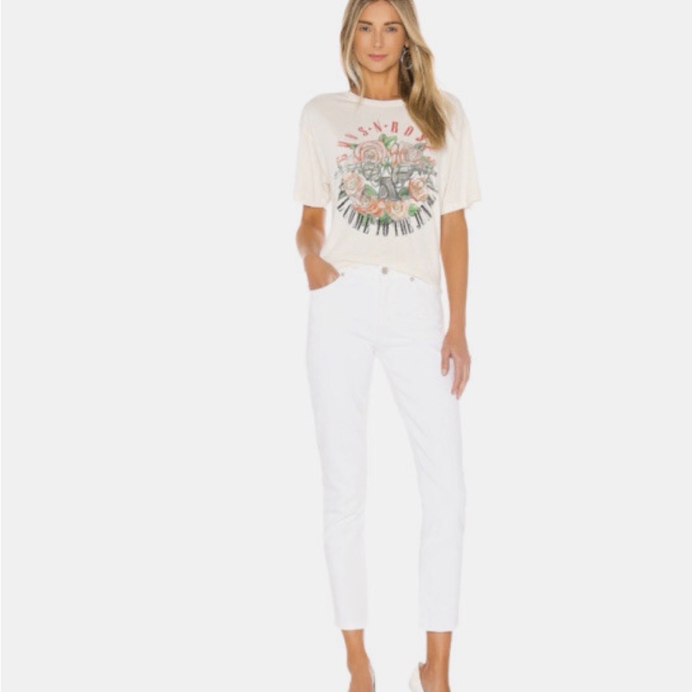 Daydreamer Cream Guns N Roses Band Tee with Pink Roses and Green Leaves - Picture 4 of 6